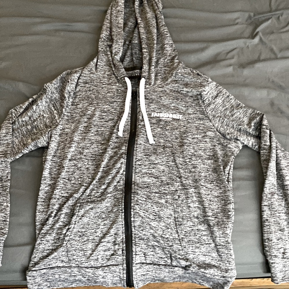 FAHRENHEIT activewear zip up sweater